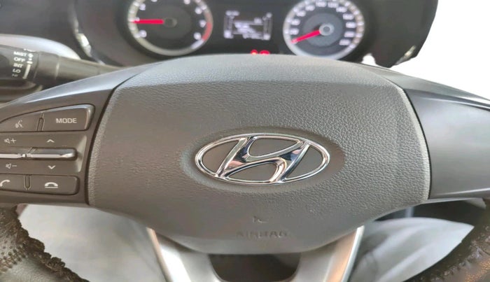 2020 Hyundai GRAND I10 NIOS SPORTZ 1.2 KAPPA VTVT CNG, CNG, Manual, 64,165 km, interior