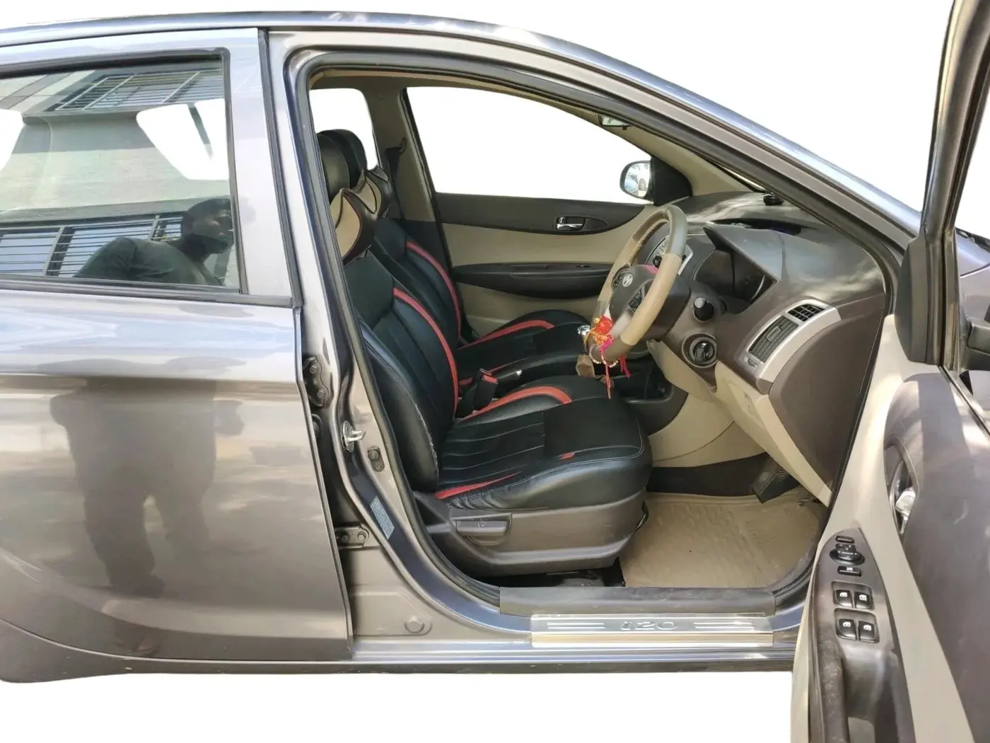 2012 Hyundai i20 SPORTZ 1.2, Petrol, Manual, 66,084 km, interior