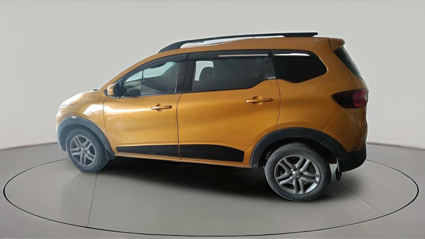 2019 Renault TRIBER RXZ, Petrol, Manual, 57,195 km, exterior