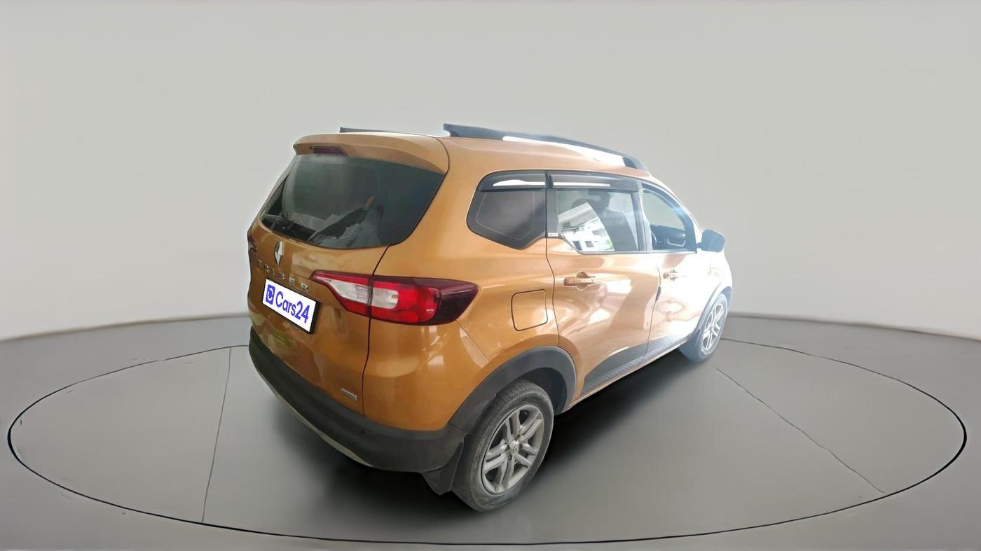 2019 Renault TRIBER RXZ, Petrol, Manual, 57,195 km, exterior