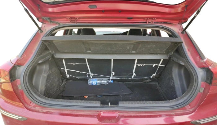 2015 Hyundai Elite i20 SPORTZ 1.4 CRDI, Diesel, Manual, 1,14,738 km, exterior