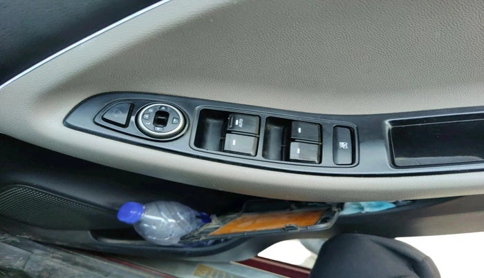 2015 Hyundai Elite i20 SPORTZ 1.4 CRDI, Diesel, Manual, 1,14,738 km, interior