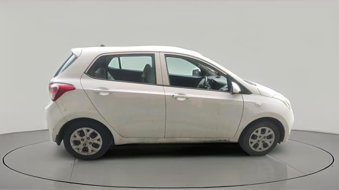 2013 Hyundai Grand i10 MAGNA 1.2 KAPPA VTVT, CNG, Manual, 1,48,299 km, exterior