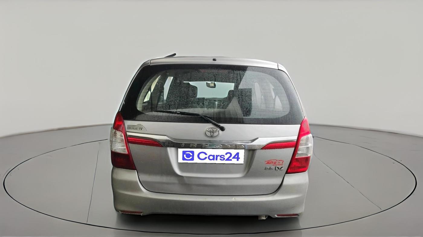 2015 Toyota Innova 2.5 VX 7 STR, Diesel, Manual, 1,50,117 km, exterior