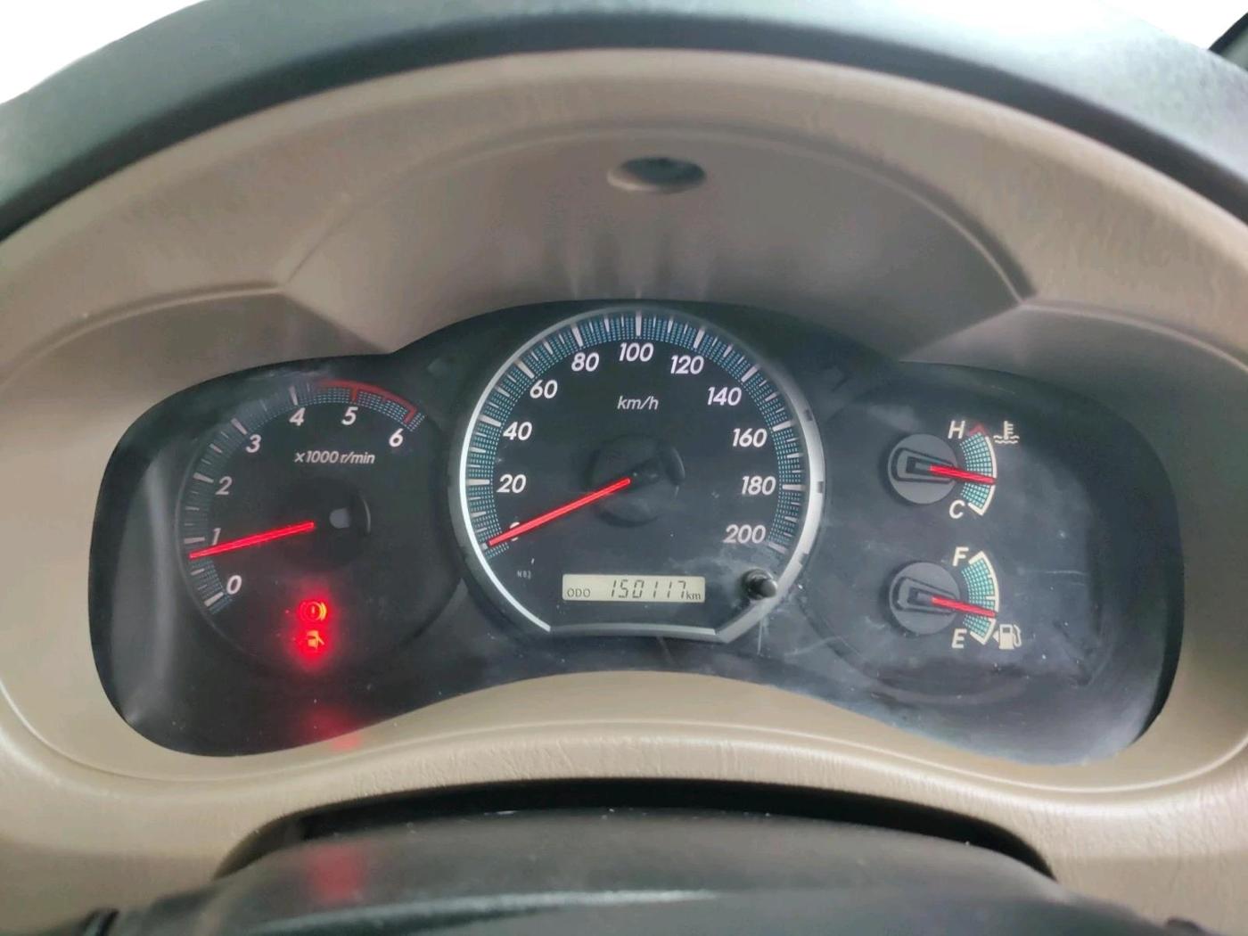 2015 Toyota Innova 2.5 VX 7 STR, Diesel, Manual, 1,50,117 km, interior