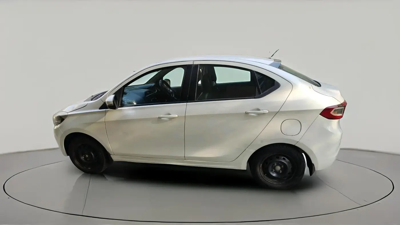 2017 Tata TIGOR XT PETROL, CNG, Manual, 1,61,842 km, exterior