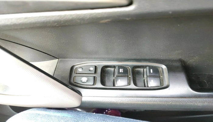 2016 Hyundai Creta SX PLUS AT 1.6 DIESEL, Diesel, Automatic, 1,02,684 km, interior