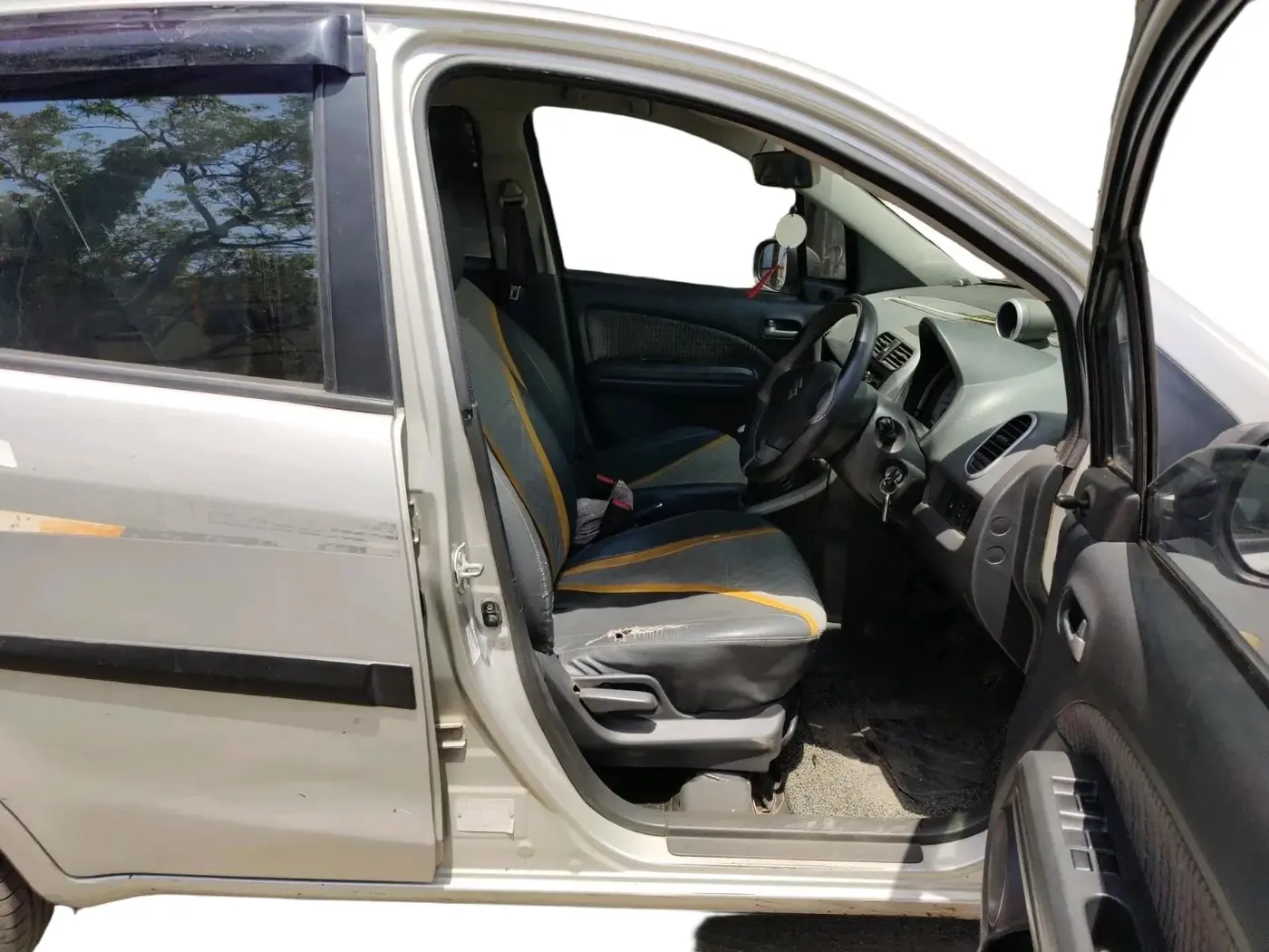 2014 Maruti Ritz VDI, Diesel, Manual, 1,13,063 km, interior
