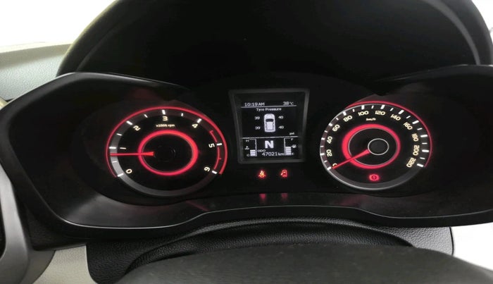 2023 Mahindra XUV300 W8 1.5 DIESEL, Diesel, Manual, 47,021 km, interior