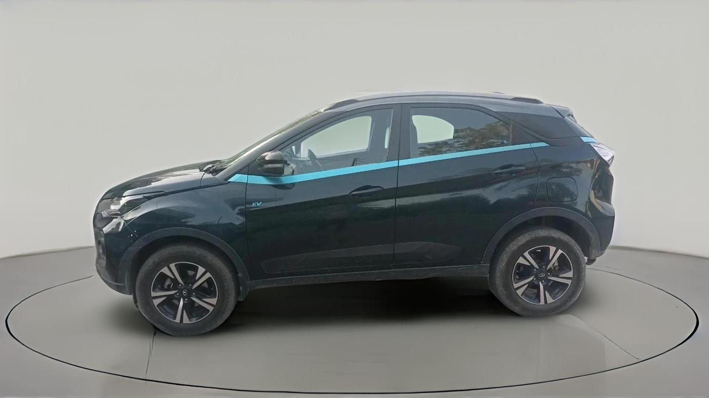 2022 Tata NEXON EV XZ PLUS, Electric, Automatic, 85,827 km, exterior
