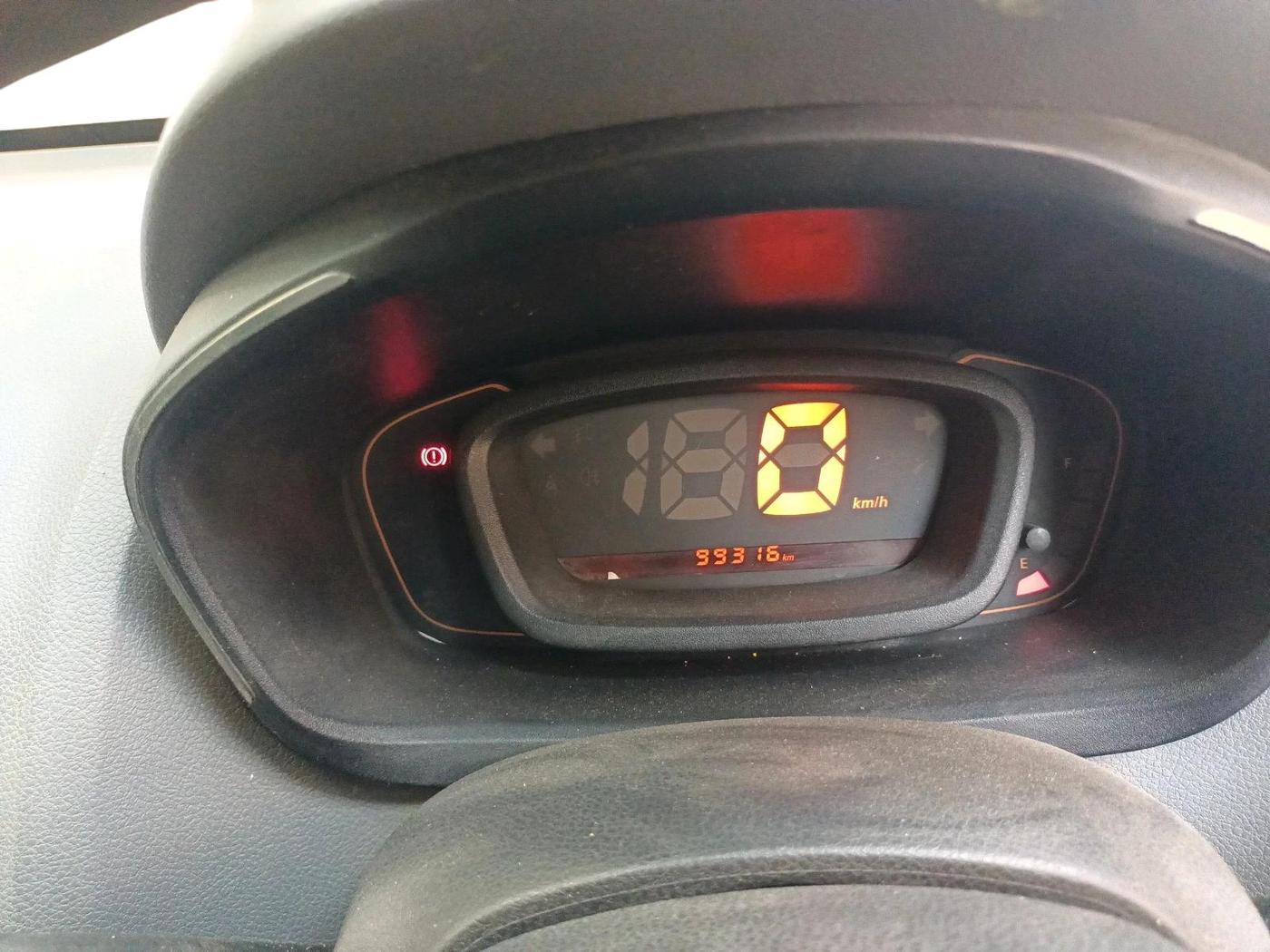 2017 Renault Kwid RXT 0.8, Petrol, Manual, 99,316 km, interior
