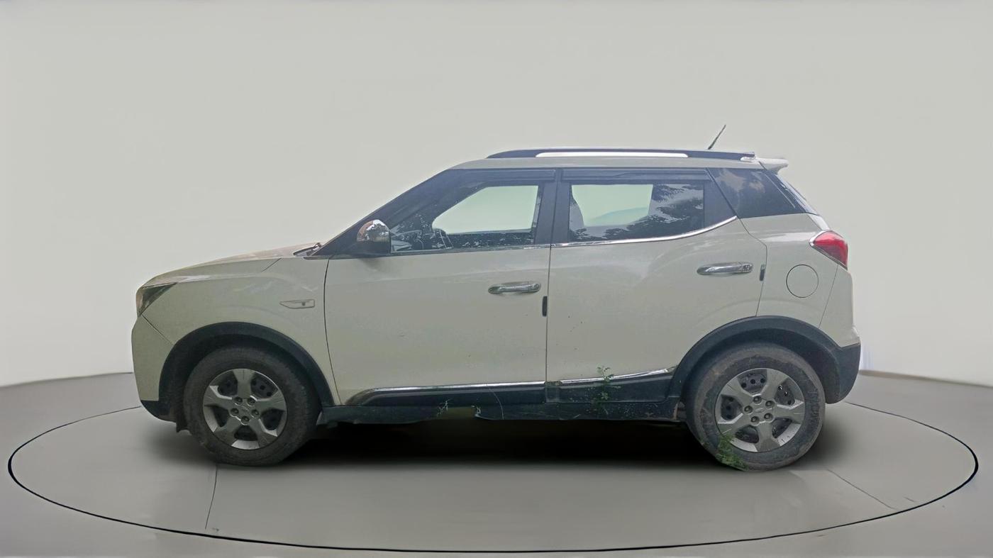 2019 Mahindra XUV300 W6 1.5 DIESEL, Diesel, Manual, 90,996 km, exterior
