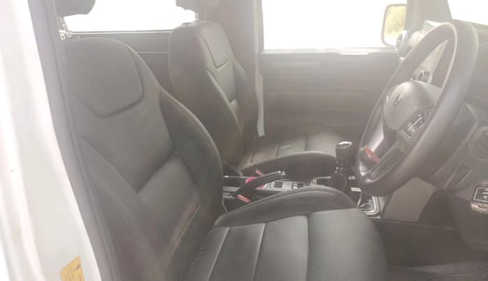 2023 Mahindra Thar LX D HT 2WD MT, Diesel, Manual, 64,800 km, interior