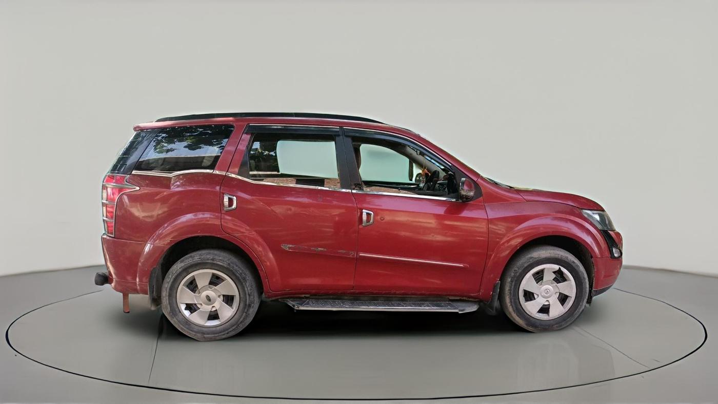 2016 Mahindra XUV500 W4 1.99, Diesel, Manual, 1,46,776 km, exterior
