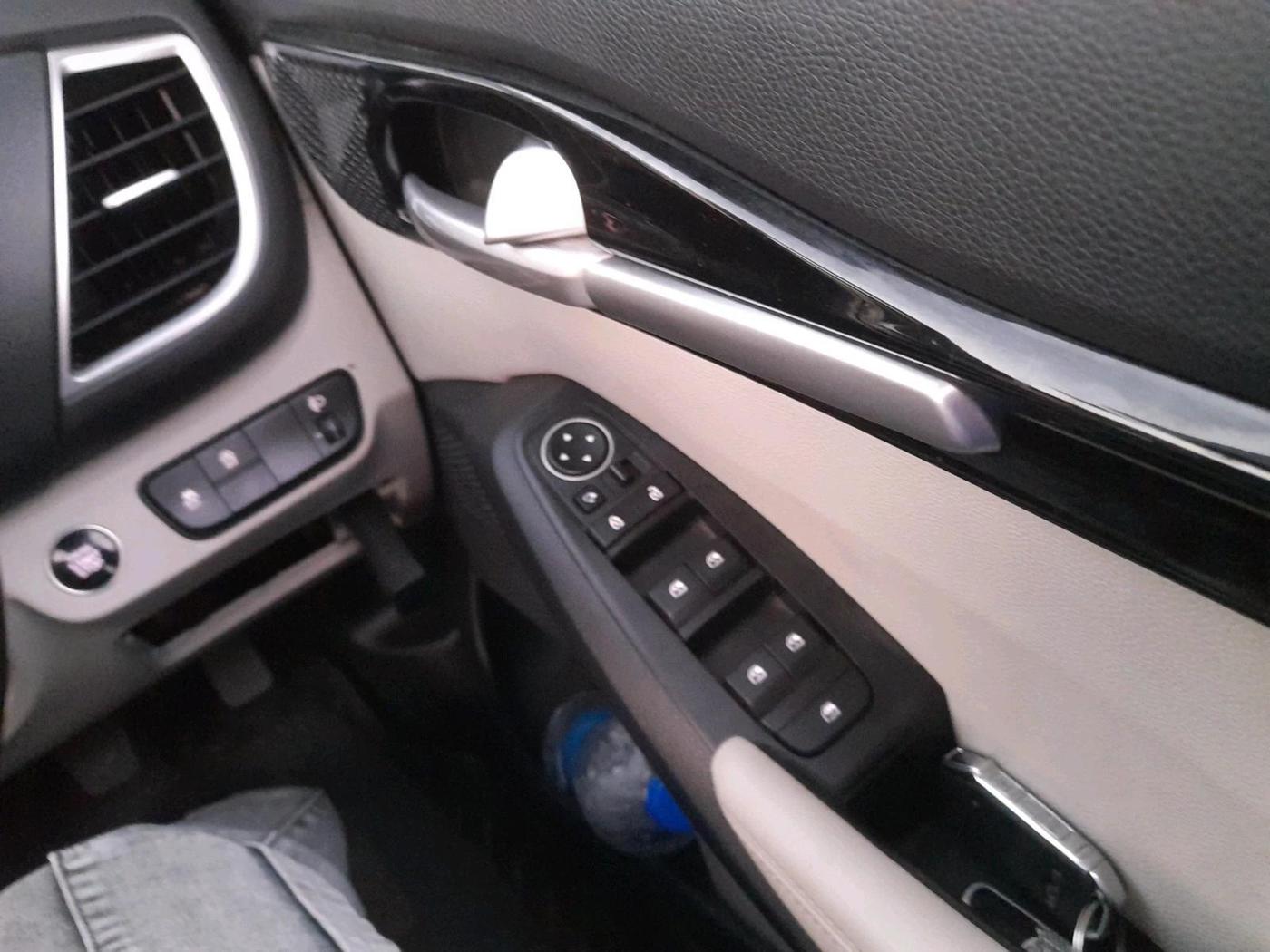 2023 KIA SELTOS HTX PETROL 1.5, Petrol, Manual, 27,550 km, interior