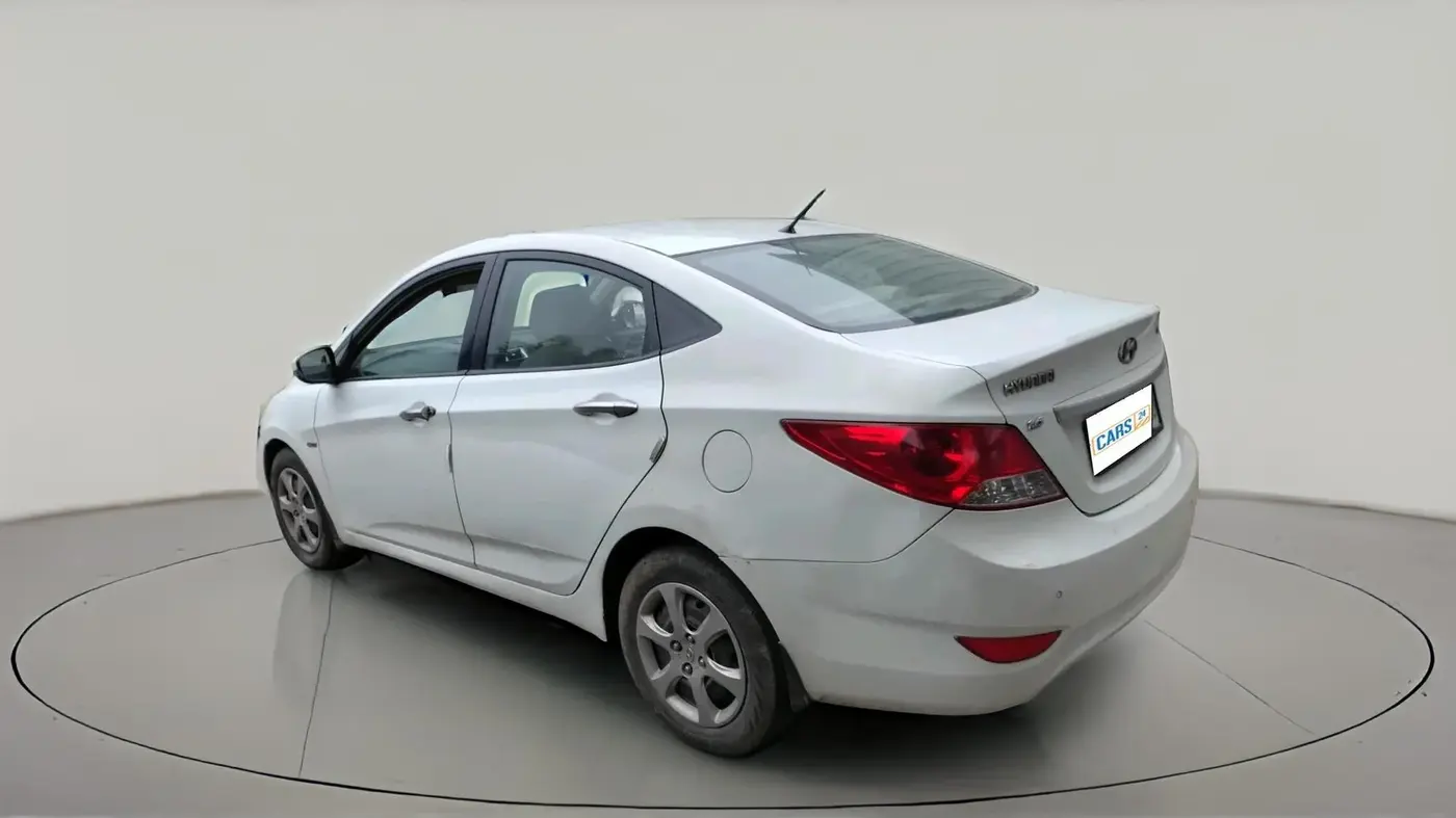 2012 Hyundai Verna FLUIDIC 1.6 CRDI EX, Diesel, Manual, 1,40,000 km, exterior