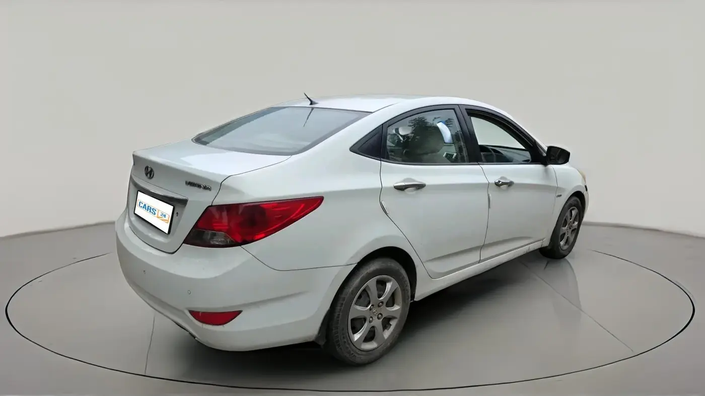 2012 Hyundai Verna FLUIDIC 1.6 CRDI EX, Diesel, Manual, 1,40,000 km, exterior