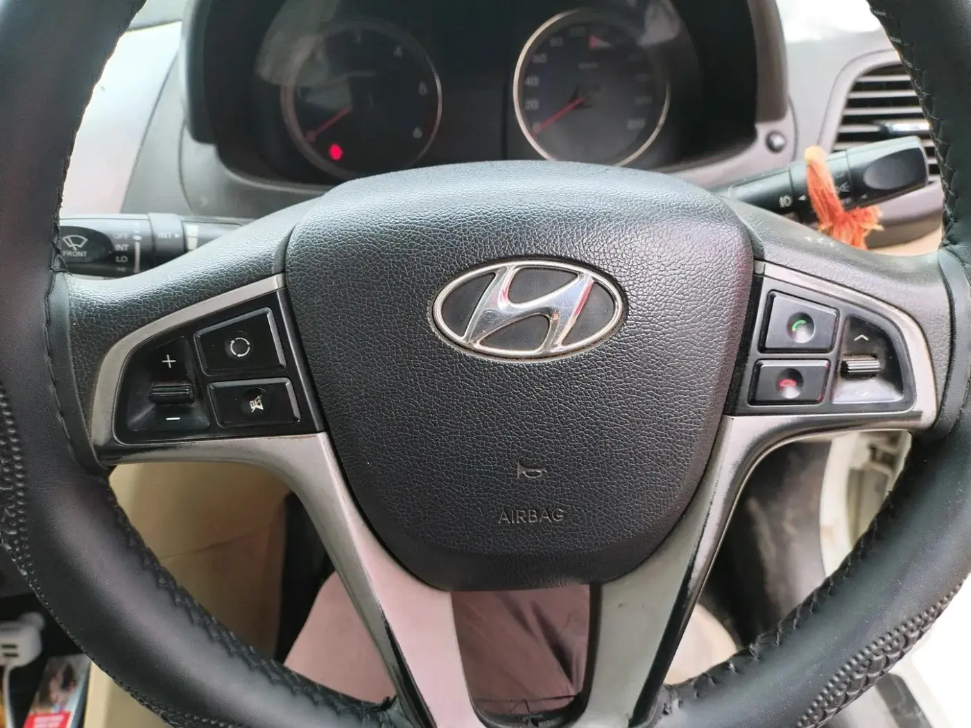 2012 Hyundai Verna FLUIDIC 1.6 CRDI EX, Diesel, Manual, 1,40,000 km, interior