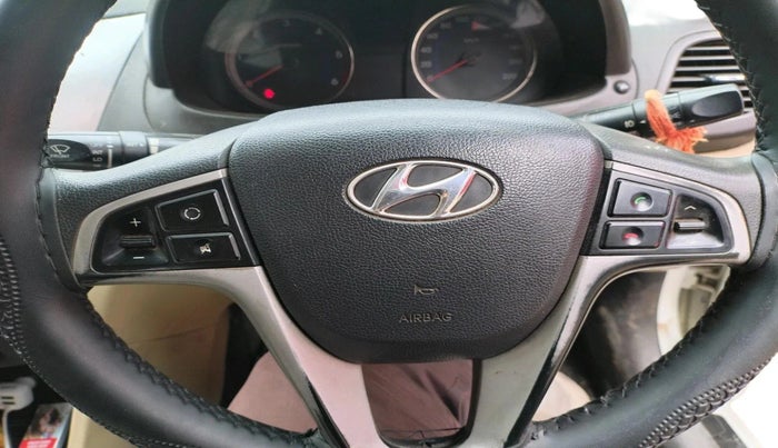 2012 Hyundai Verna FLUIDIC 1.6 CRDI EX, Diesel, Manual, 1,40,000 km, interior