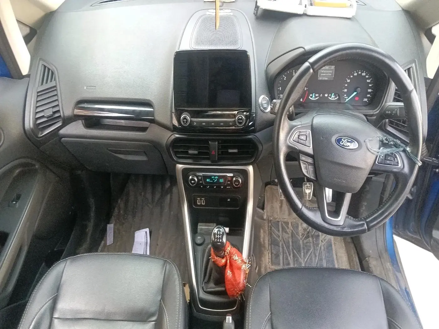 2018 Ford Ecosport TITANIUM + 1.5L DIESEL, Diesel, Manual, 1,18,118 km, interior