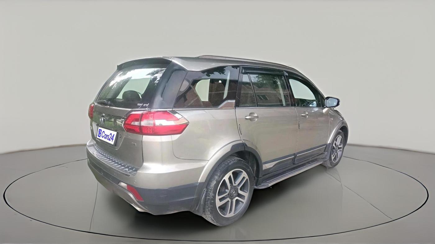 2017 Tata Hexa XTA 4X2 6 STR, Diesel, Automatic, 1,86,353 km, exterior
