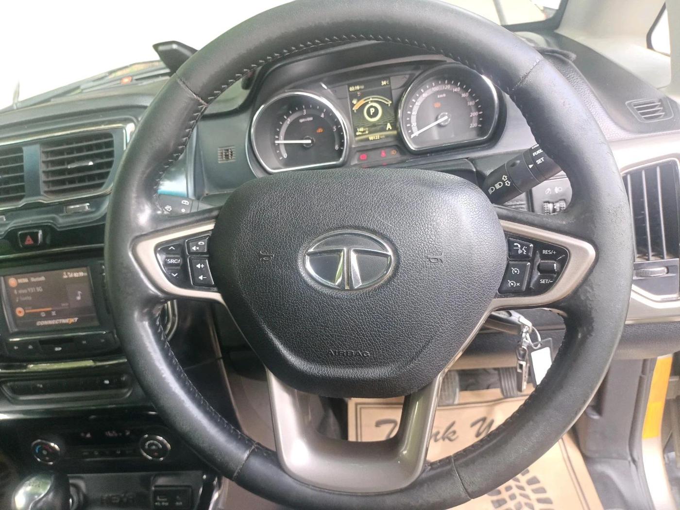 2017 Tata Hexa XTA 4X2 6 STR, Diesel, Automatic, 1,86,353 km, interior