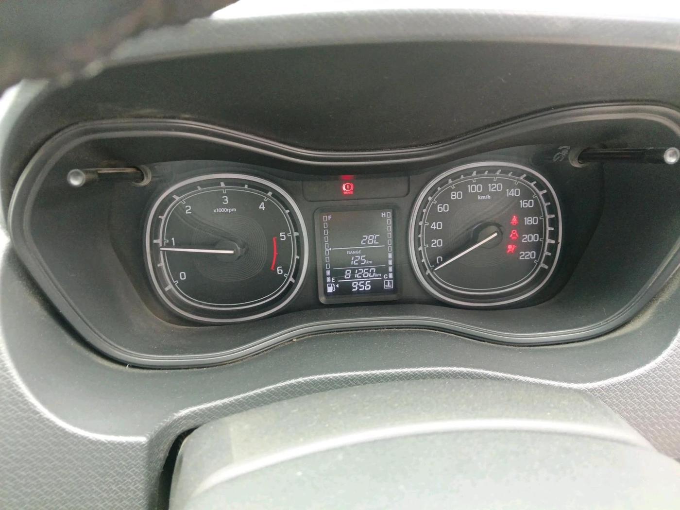 2017 Maruti Vitara Brezza ZDI, Diesel, Manual, 81,260 km, interior