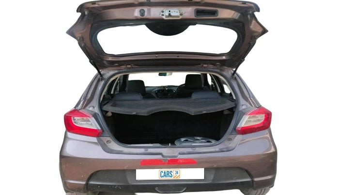 2017 Tata Tiago XZ PETROL, Petrol, Manual, 92,161 km, exterior