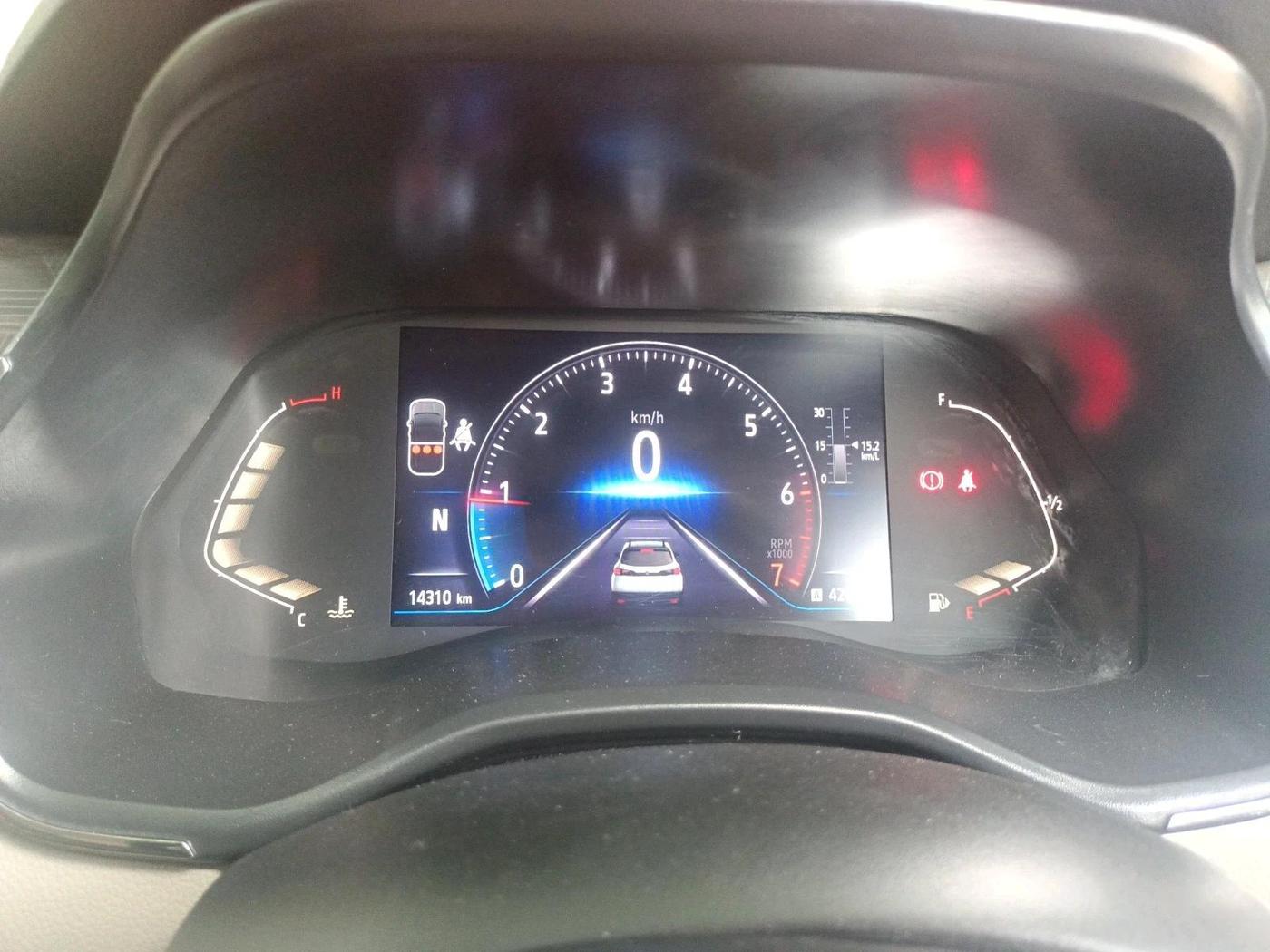 2025 Renault TRIBER Emotion EASY-R AMT Dual Tone, Petrol, Automatic, 14,310 km, interior