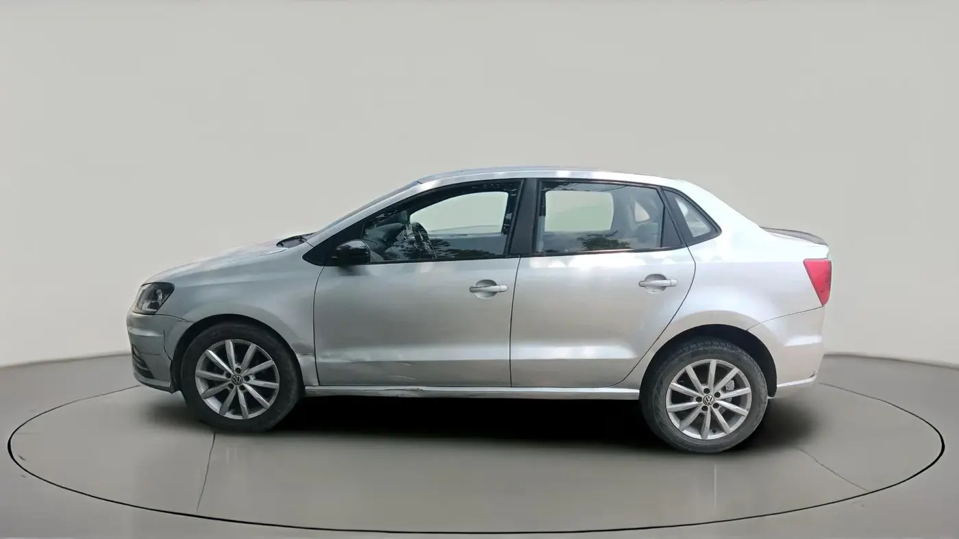 2018 Volkswagen Ameo HIGHLINE PLUS 1.5L AT 16 ALLOY, Diesel, Automatic, 1,53,418 km, exterior