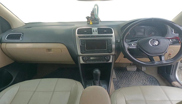 2018 Volkswagen Ameo HIGHLINE PLUS 1.5L AT 16 ALLOY, Diesel, Automatic, 1,53,418 km, interior