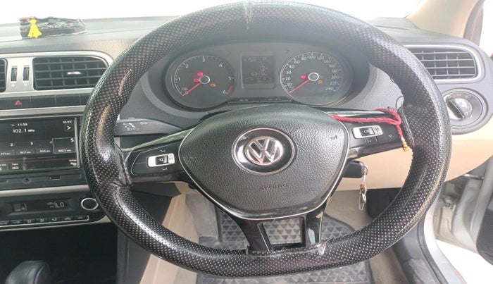 2018 Volkswagen Ameo HIGHLINE PLUS 1.5L AT 16 ALLOY, Diesel, Automatic, 1,53,418 km, interior