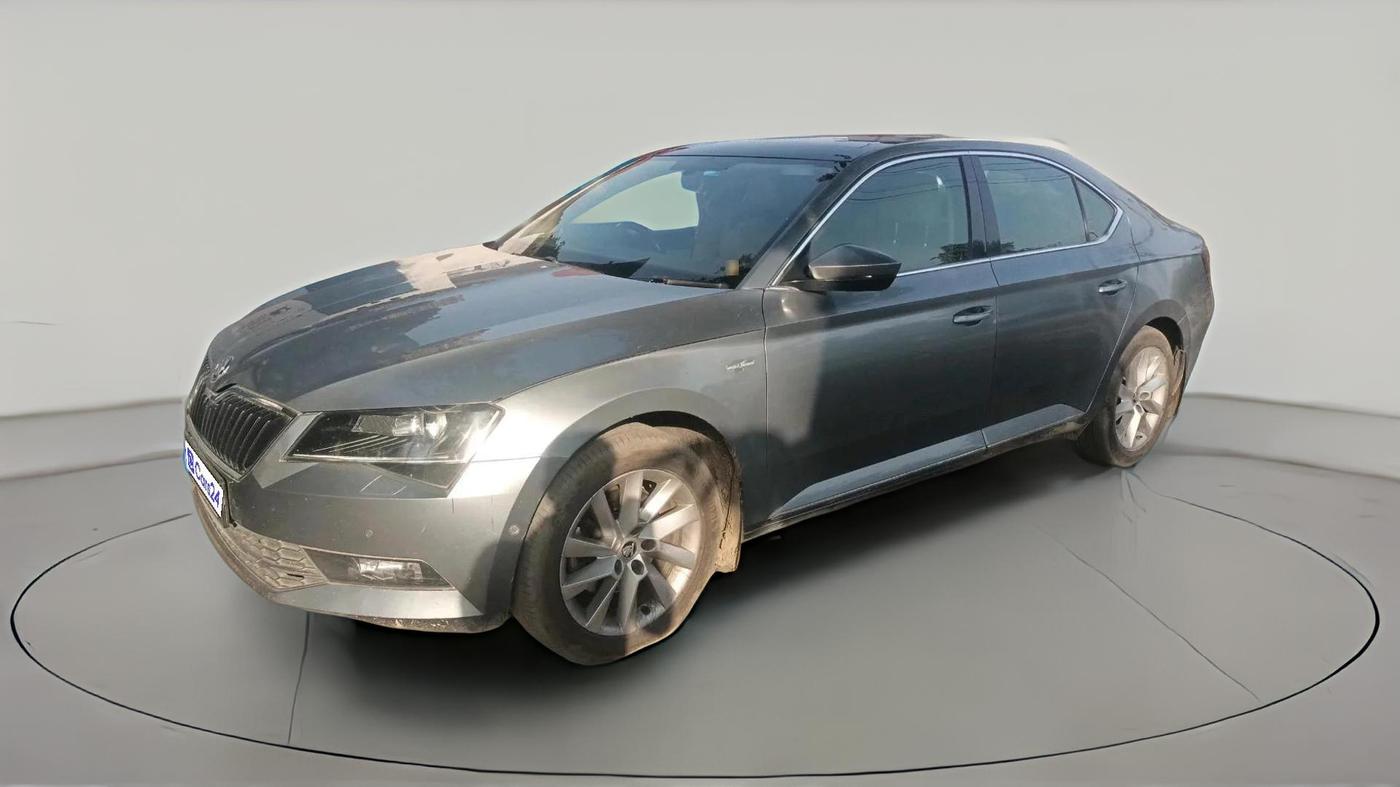 2019 Skoda Superb L&K 2.0 TDI AT, Diesel, Automatic, 1,67,097 km, exterior