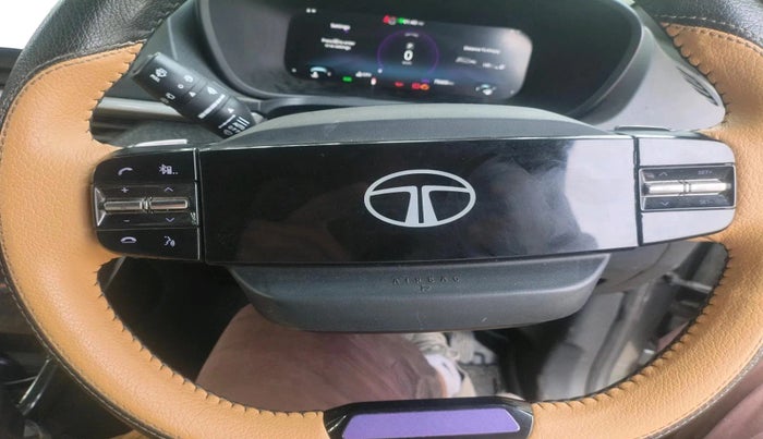 2024 Tata NEXON FEARLESS + SUNROOF DCA DUAL TONE 1.2 PETROL, Petrol, Automatic, 75,600 km, interior