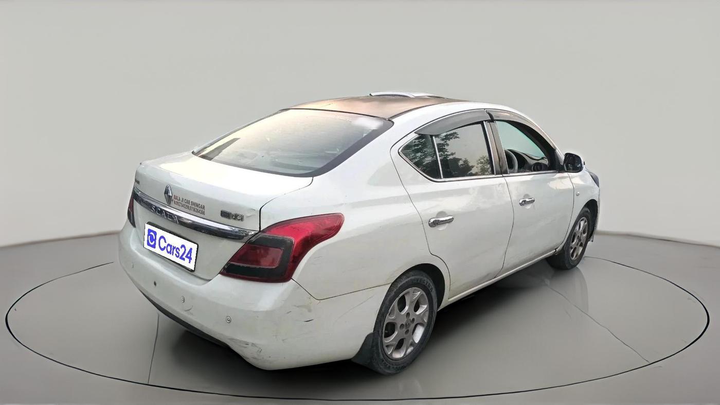 2014 Renault Scala RXL DIESEL, Diesel, Manual, 1,11,941 km, exterior