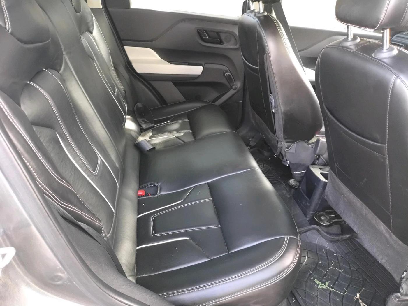 2024 Tata PUNCH PURE MT CNG, CNG, Manual, 39,163 km, interior