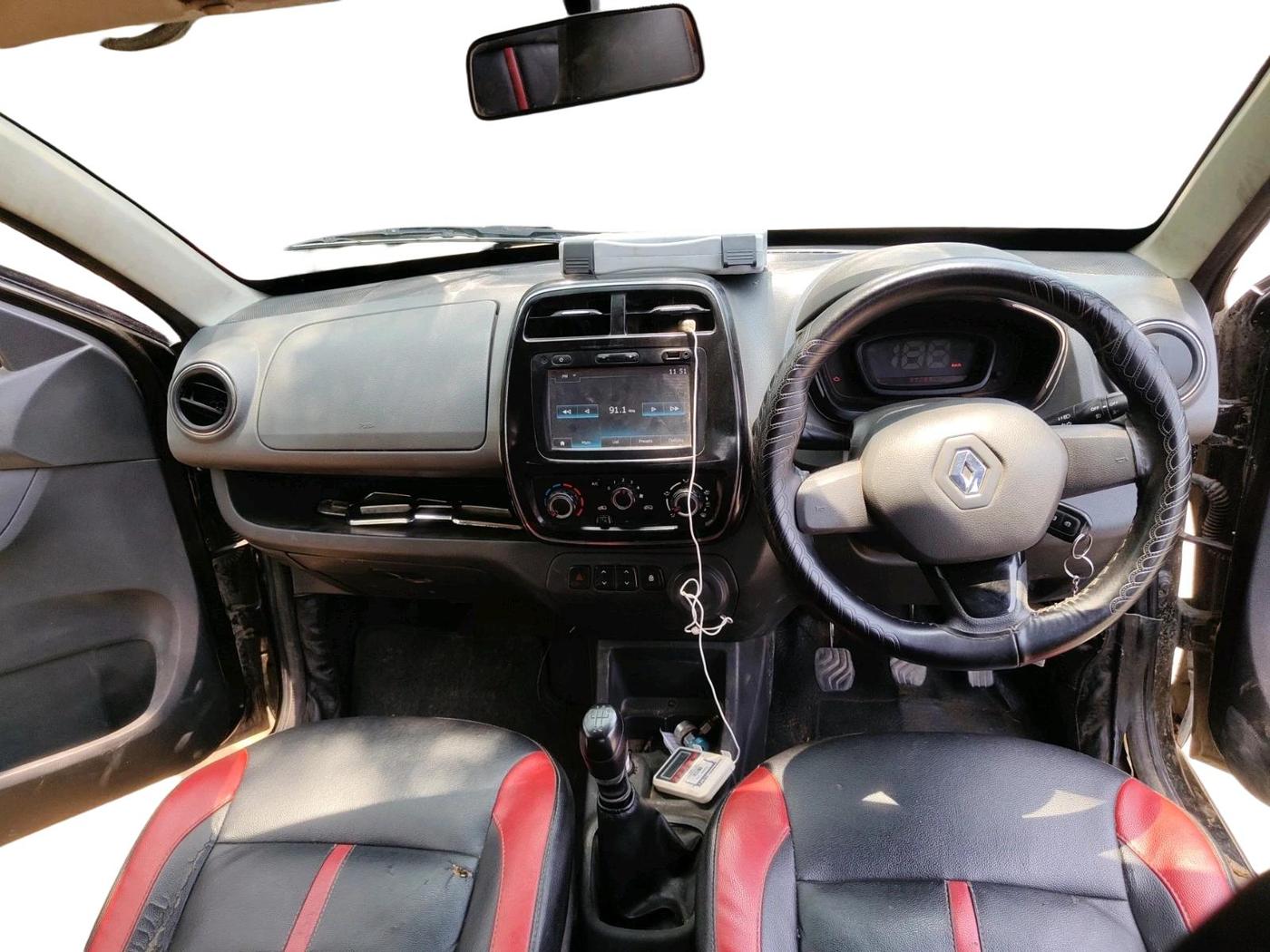 2016 Renault Kwid RXT 1.0, Petrol, Manual, 89,289 km, interior