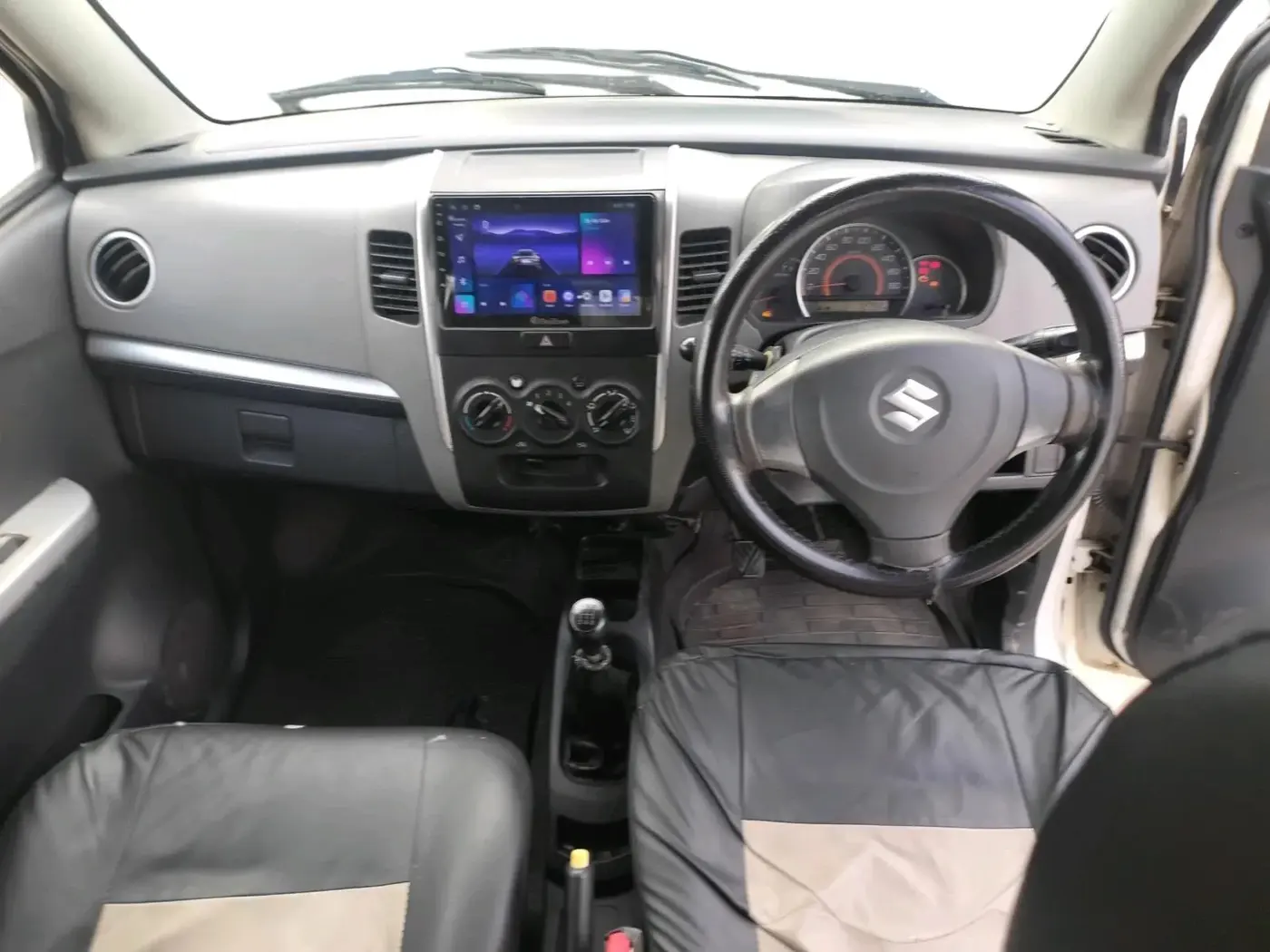 2011 Maruti Wagon R 1.0 VXI, Petrol, Manual, 72,793 km, interior