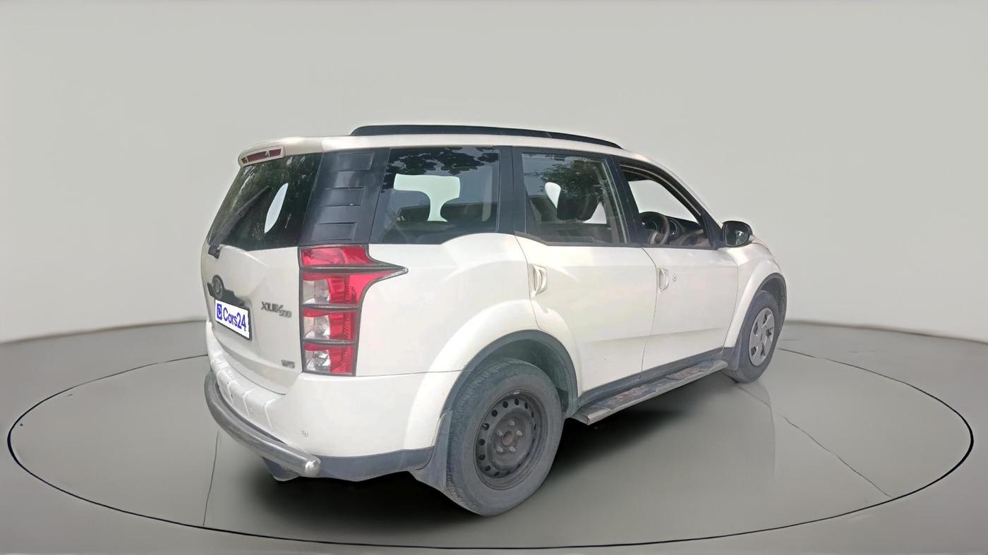 2014 Mahindra XUV500 W6, Diesel, Manual, 90,085 km, exterior