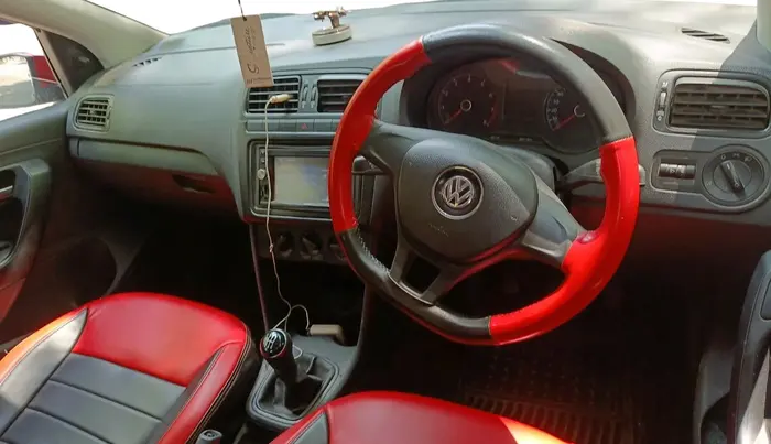 2019 Volkswagen Polo TRENDLINE 1.0L, Petrol, Manual, 41,554 km, interior