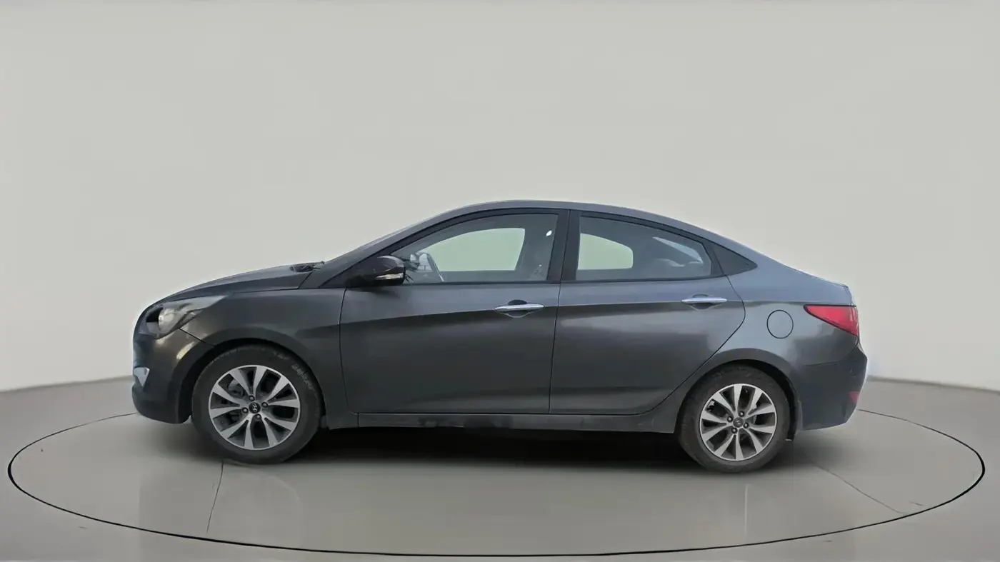 2016 Hyundai Verna FLUIDIC 4S1.6 VTVT SX O, Petrol, Manual, 98,400 km, exterior