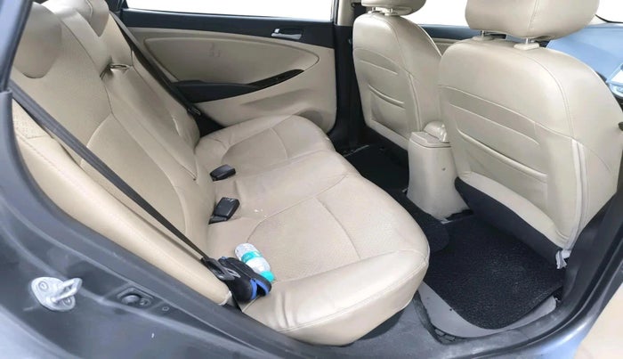 2016 Hyundai Verna FLUIDIC 4S1.6 VTVT SX O, Petrol, Manual, 98,210 km, interior