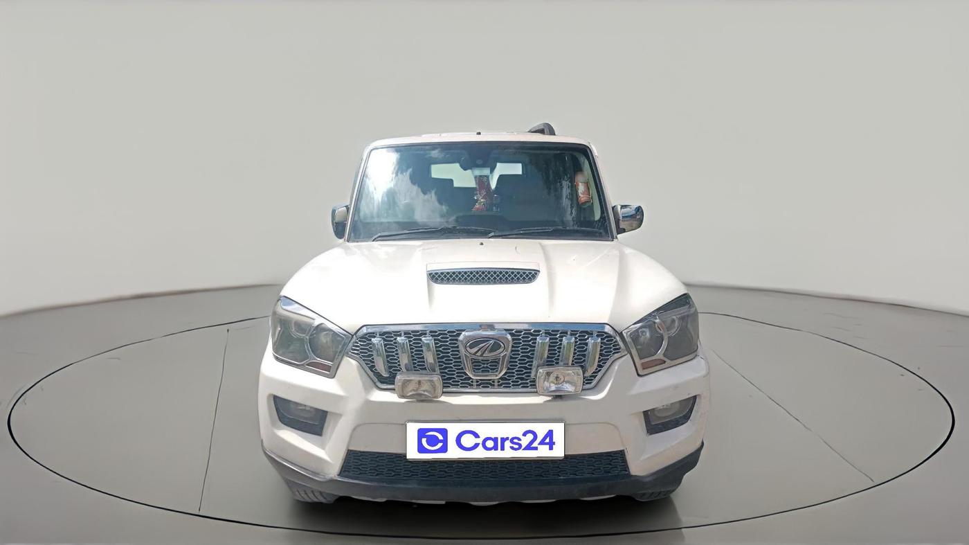 2016 Mahindra Scorpio S10, Diesel, Manual, 96,759 km, exterior