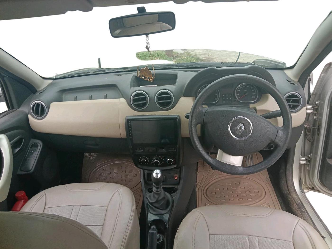 2013 Renault Duster 110 PS RXL DIESEL, Diesel, Manual, 1,02,425 km, interior