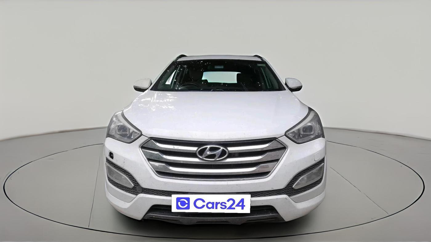 2014 Hyundai Santa Fe 2 WD AT, Diesel, Automatic, 94,770 km, exterior