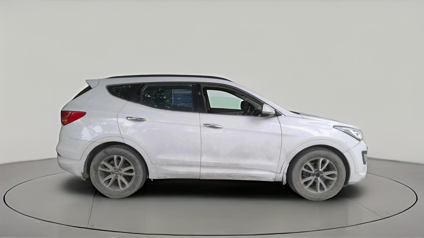 2014 Hyundai Santa Fe 2 WD AT, Diesel, Automatic, 94,770 km, exterior