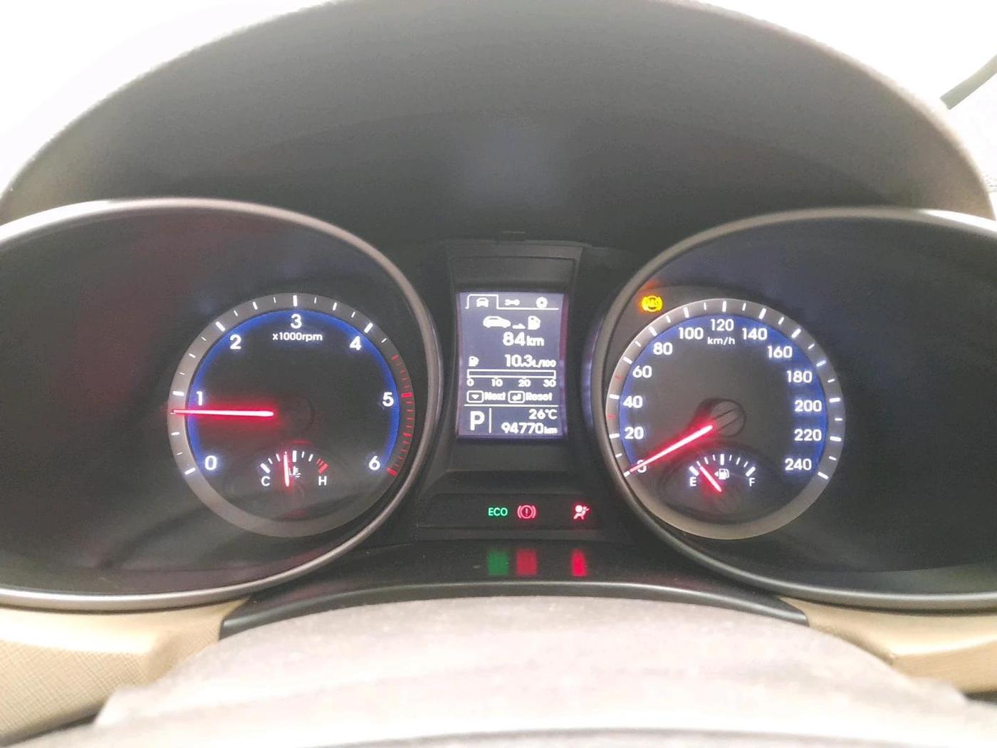 2014 Hyundai Santa Fe 2 WD AT, Diesel, Automatic, 94,770 km, interior