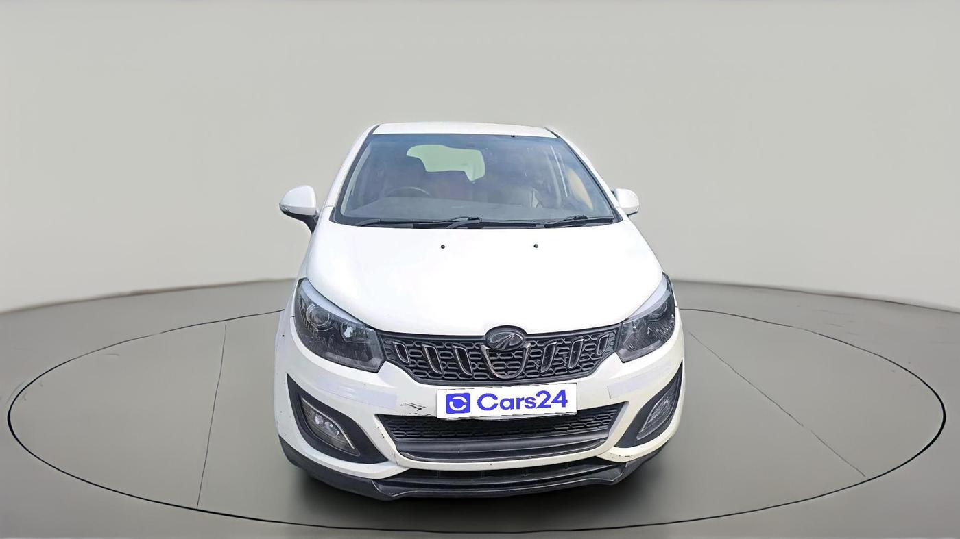 2018 Mahindra MARAZZO M6 8 STR, Diesel, Manual, 1,24,640 km, exterior