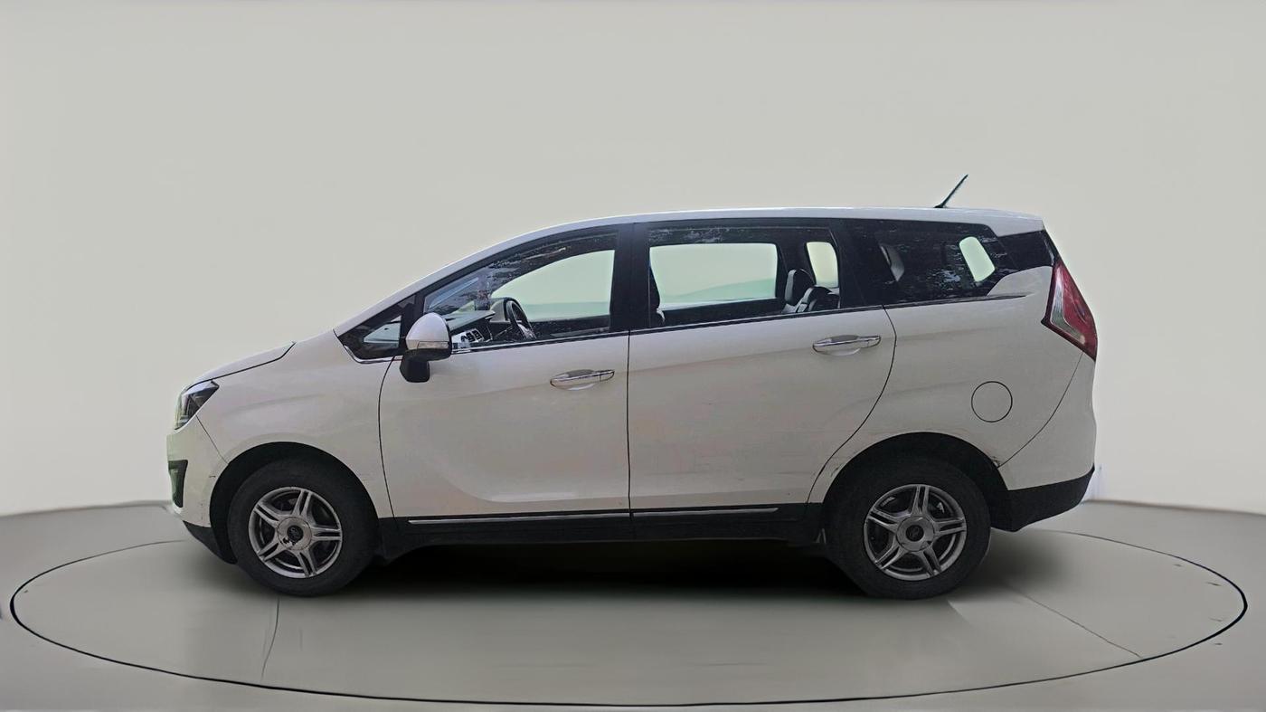 2018 Mahindra MARAZZO M6 8 STR, Diesel, Manual, 1,24,640 km, exterior