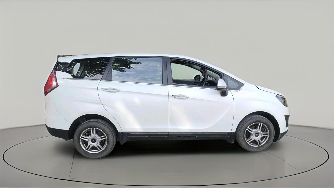 2018 Mahindra MARAZZO M6 8 STR, Diesel, Manual, 1,24,640 km, exterior